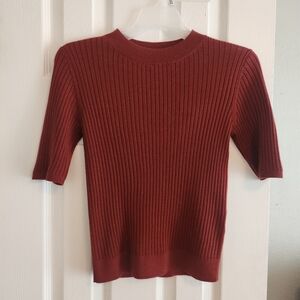 Uniqlo Dark Orange Ribbed Sweater